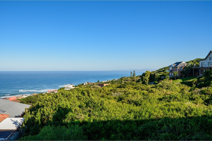 4 Bedroom Property for Sale in Blue Horizon Bay Eastern Cape